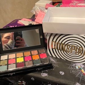 Brand new Jeffree Star Conspiracy Pallet